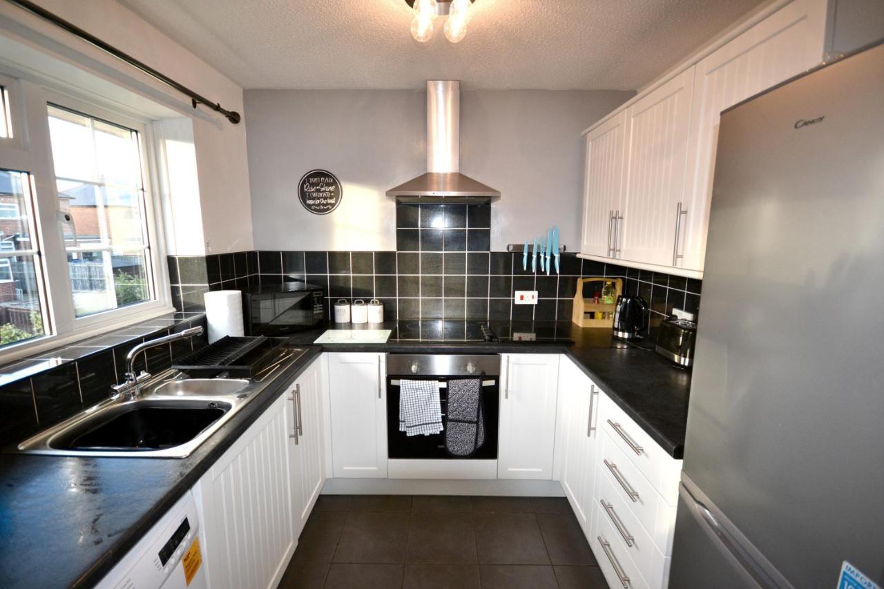 Redmire - 2 Bed 1St Floor Flat Overlooking Green Apartment Darlington  Luaran gambar