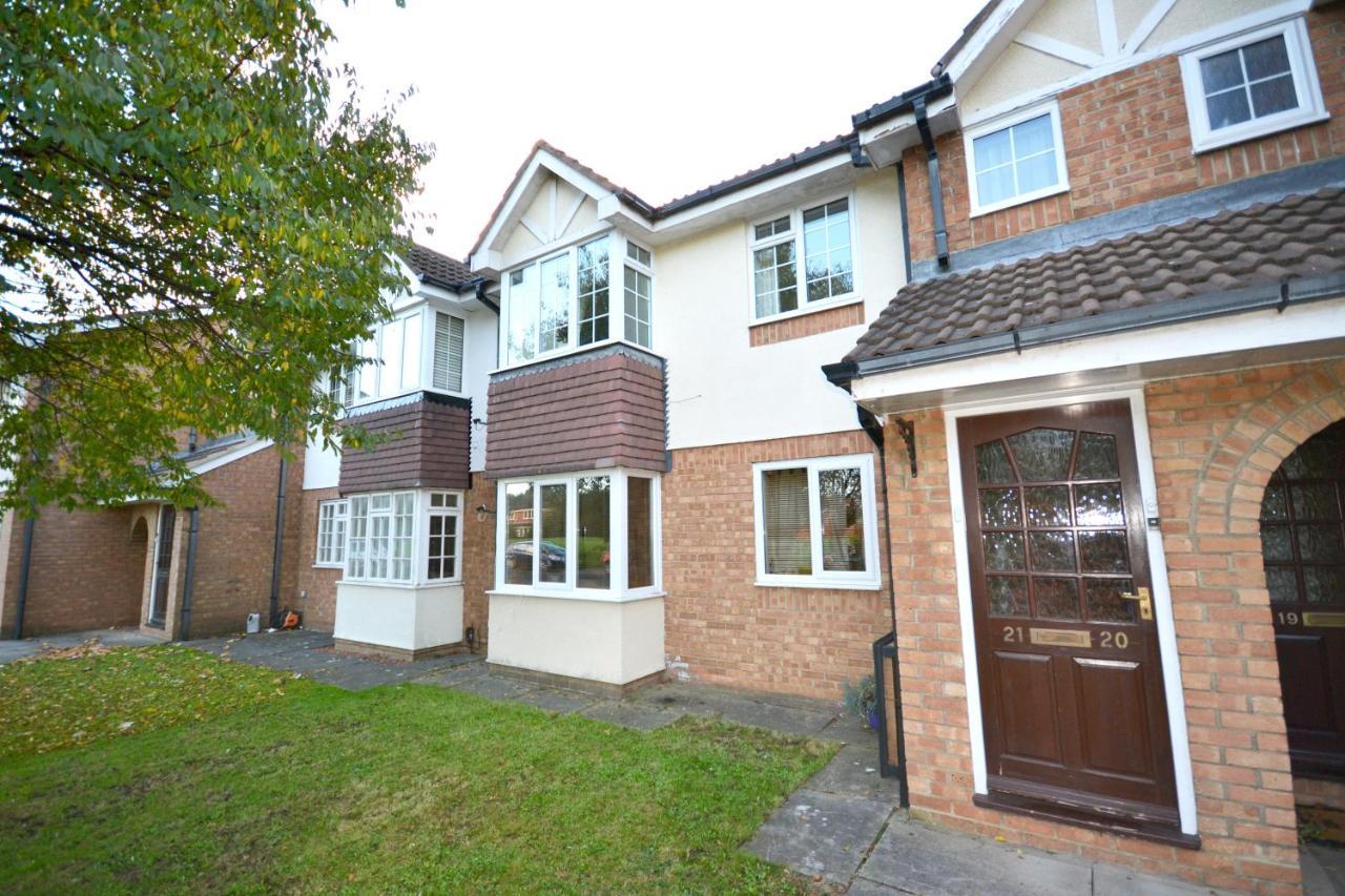 Redmire - 2 Bed 1St Floor Flat Overlooking Green Apartment Darlington  Luaran gambar